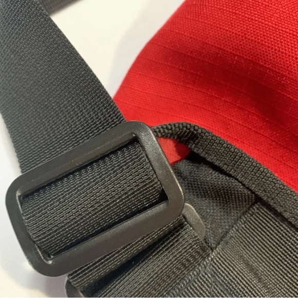 Protocol Travel Messenger Bag Canvas Red and Black Crossbody Purse Medium Size - Picture 11 of 13